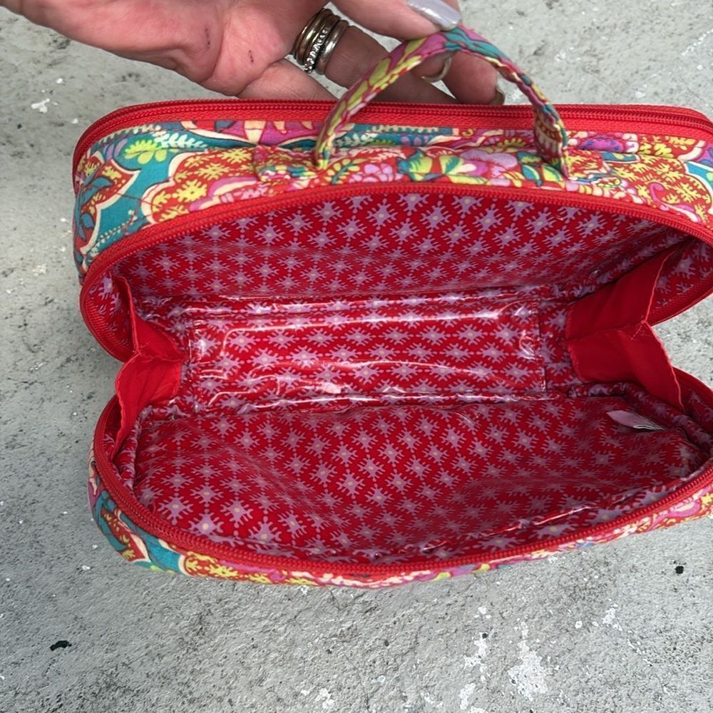 Vera Bradley travel toiletry kit - Picture 8 of 11